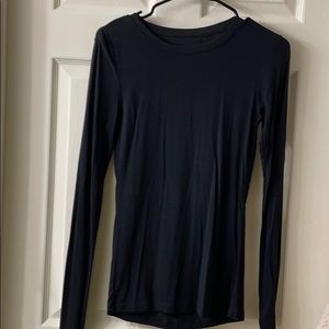 Very comfortable, black long sleeve